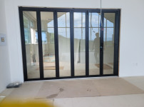 철원 치유농장 폴딩도어 시공