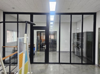 포천시 내촌면 음현리 공장 공간 나눔 픽스창, 도어, 3연동 시공